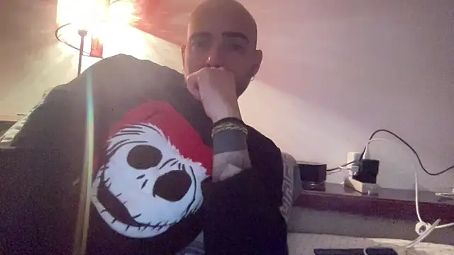 Snapshot of alessandromori91 chatting on December 17, 2025, 7:03 am alessandromori91 online show from December 17, 2025, 7:03 am