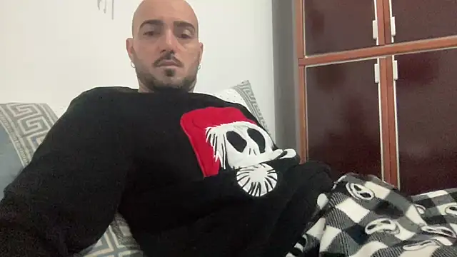 Snapshot of alessandromori91 chatting on December 22, 2025, 10:12 am alessandromori91 online show from December 22, 2025, 10:12 am