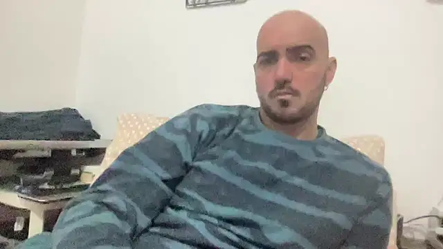 Snapshot of alessandromori91 chatting on January 10, 2026, 8:32 pm alessandromori91 online show from January 10, 2026, 8:32 pm