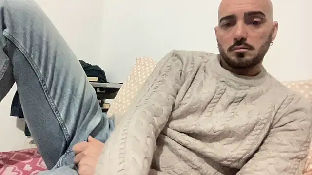 Snapshot of alessandromori91 chatting on January 13, 2026, 8:47 pm alessandromori91 online show from January 13, 2026, 8:47 pm