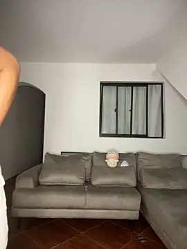 MollySanders    online show from January 23, 2025, 11:15 pm