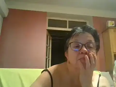 Vandeae44 online show from February 9, 2025, 8:24 pm