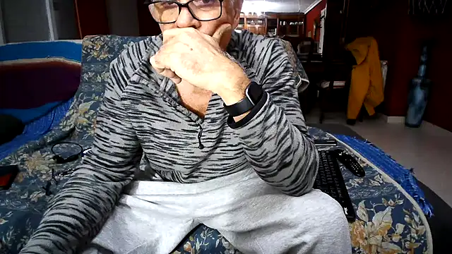 Snapshot of maduroguapo chatting on February 2, 2026, 9:46 pm maduroguapo online show from February 2, 2026, 9:46 pm