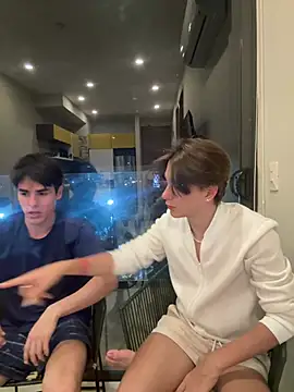 Snapshot of Alex_and_Fabian chatting on May 6, 2026, 12:19 am Alex and Fabian online show from May 6, 2026, 12:19 am