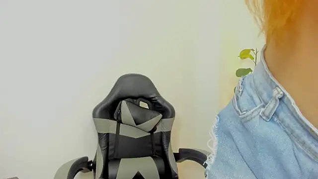 maroly 21 online show from October 2, 2025, 2:07 am