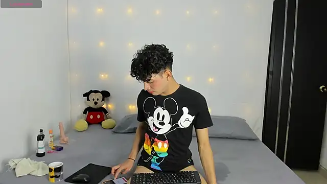 Benjamin Buster online show from December 7, 2024, 12:08 am