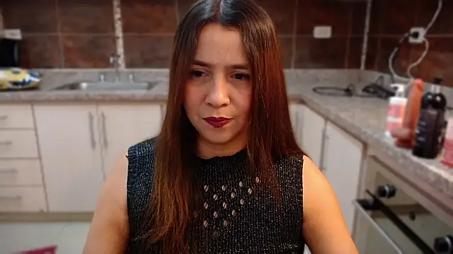 Heidy Wells online show from September 29, 2025, 12:21 pm