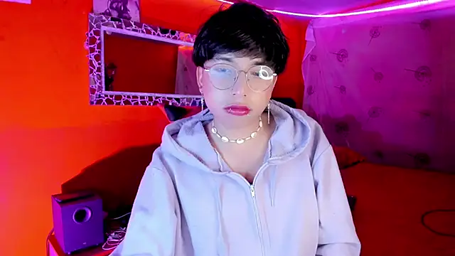 AnggelONfiree online show from October 8, 2025, 4:32 am