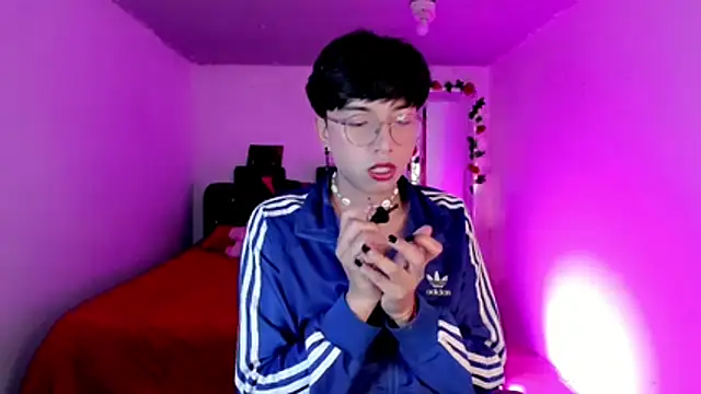 AnggelONfiree online show from November 25, 2025, 1:55 pm