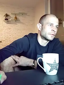 Snapshot of Zbochunec chatting on March 1, 2025, 8:31 pm Zbochunec online show from March 1, 2025, 8:31 pm