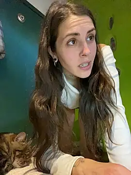 Snapshot of isadelasestrellas chatting on June 19, 2026, 8:34 pm isadelasestrellas online show from June 19, 2026, 8:34 pm