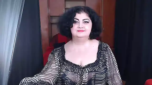  MissJ  online show from February 5, 2025, 8:11 am