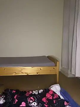 Snapshot of egirl711 chatting on January 8, 2026, 5:48 pm egirl711 online show from January 8, 2026, 5:48 pm