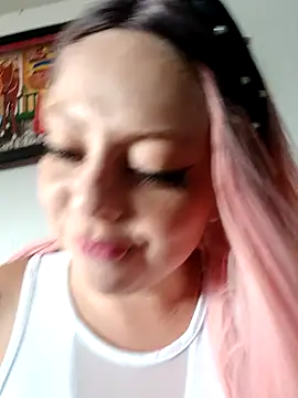 Snapshot of madelaine- chatting on December 10, 2024, 6:49 pm madelaine- online show from December 10, 2024, 6:49 pm