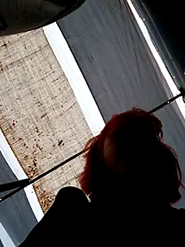 Snapshot of madelaine- chatting on January 27, 2025, 10:27 pm madelaine- online show from January 27, 2025, 10:27 pm