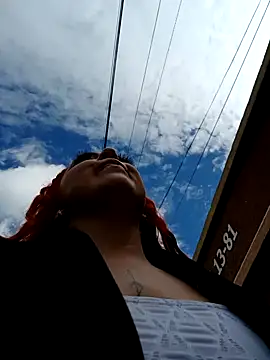 Snapshot of madelaine- chatting on January 31, 2025, 8:01 pm madelaine- online show from January 31, 2025, 8:01 pm