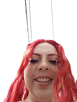 Snapshot of madelaine- chatting on February 20, 2025, 7:52 pm madelaine- online show from February 20, 2025, 7:52 pm