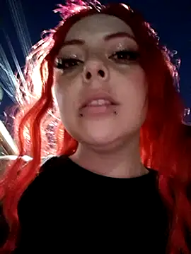 Snapshot of madelaine- chatting on February 20, 2025, 11:43 pm madelaine- online show from February 20, 2025, 11:43 pm