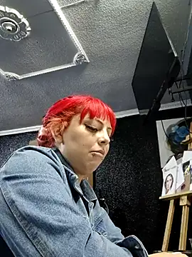 Snapshot of madelaine- chatting on February 23, 2025, 10:31 pm madelaine- online show from February 23, 2025, 10:31 pm