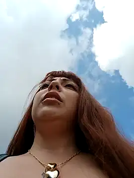 Snapshot of madelaine- chatting on March 9, 2025, 7:59 pm madelaine- online show from March 9, 2025, 7:59 pm