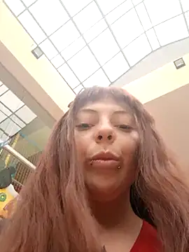 Snapshot of madelaine- chatting on March 11, 2025, 8:53 pm madelaine- online show from March 11, 2025, 8:53 pm