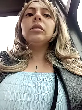 madelaine- online show from November 28, 2025, 8:33 pm