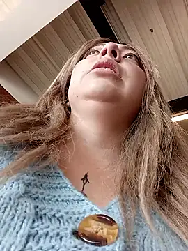 madelaine- online show from January 7, 2026, 7:05 pm