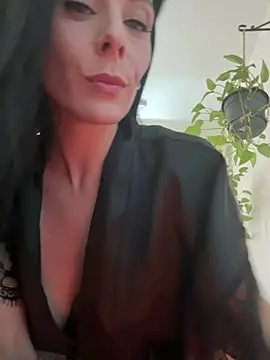 Snapshot of VixenVixie chatting on December 16, 2024, 10:34 pm VixenVixie online show from December 16, 2024, 10:34 pm