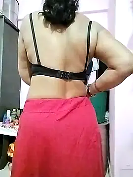 Snapshot of PayalSharmahot143 chatting on February 15, 2025, 12:37 am PayalSharmahot143 online show from February 15, 2025, 12:37 am