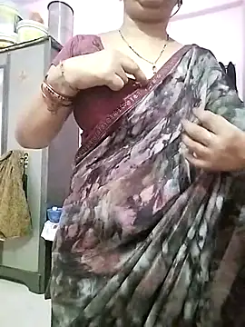 Snapshot of PayalSharmahot143 chatting on February 19, 2025, 12:14 am PayalSharmahot143 online show from February 19, 2025, 12:14 am