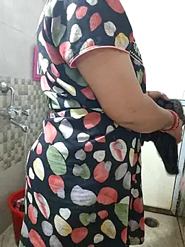 Snapshot of PayalSharmahot143 chatting on February 25, 2026, 6:17 pm PayalSharmahot143 online show from February 25, 2026, 6:17 pm