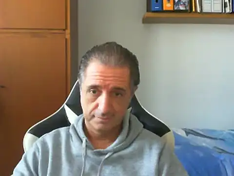 lliuk70mi online show from December 24, 2024, 1:17 pm