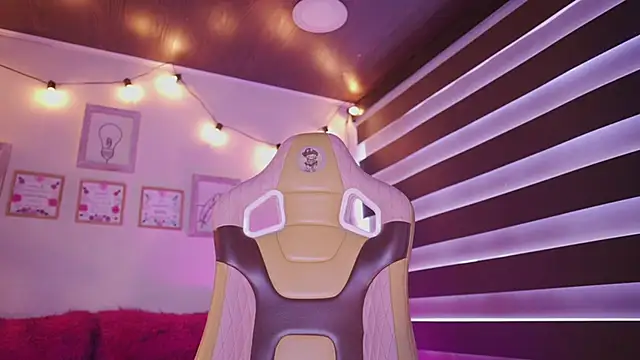 milly kenner online show from September 26, 2025, 6:12 pm