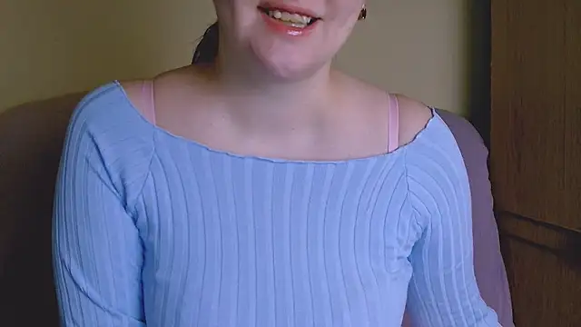 ChubbyMaia online show from March 16, 2025, 8:32 am