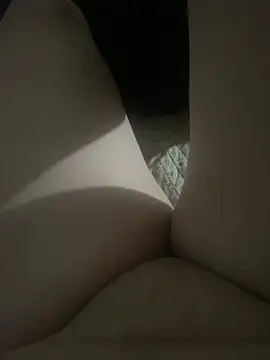 Snapshot of maria22A chatting on September 21, 2025, 5:42 am maria22A online show from September 21, 2025, 5:42 am