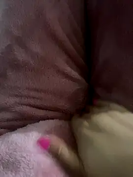 Snapshot of maria22A chatting on November 10, 2025, 6:12 am maria22A online show from November 10, 2025, 6:12 am