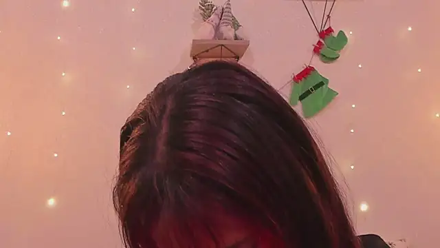 RedMeloddy online show from December 16, 2024, 10:34 pm