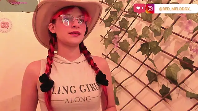 RedMeloddy online show from October 3, 2025, 8:17 pm