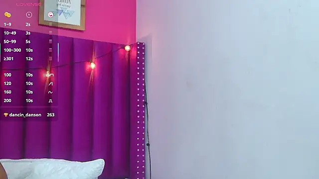 littleebonymommy online show from March 4, 2025, 8:57 am