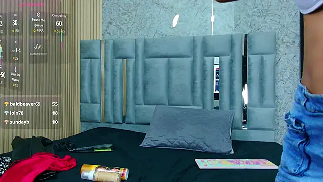 littleebonymommy online show from November 17, 2025, 8:14 pm