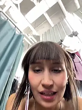 Snapshot of bigbabykiki chatting on December 24, 2024, 9:39 am bigbabykiki online show from December 24, 2024, 9:39 am