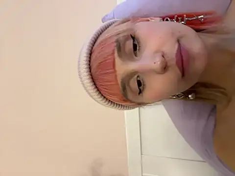 Snapshot of bigbabykiki chatting on March 15, 2025, 1:07 pm bigbabykiki online show from March 15, 2025, 1:07 pm