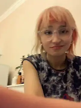 Snapshot of bigbabykiki chatting on March 15, 2025, 7:16 pm bigbabykiki online show from March 15, 2025, 7:16 pm