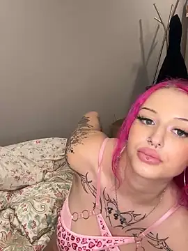 hellokittyy024 online show from January 22, 2025, 9:10 pm