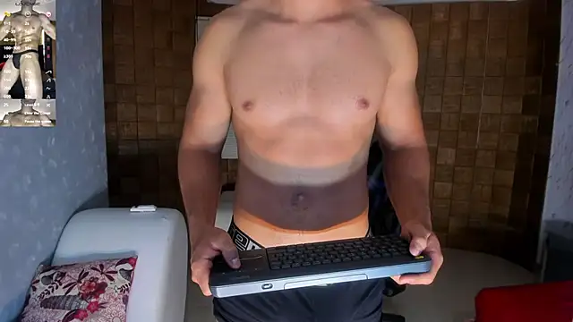 Cristhian Evans online show from March 11, 2025, 4:07 pm