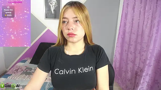 Snapshot of karla_charloby chatting on December 9, 2024, 3:22 pm karla charloby online show from December 9, 2024, 3:22 pm