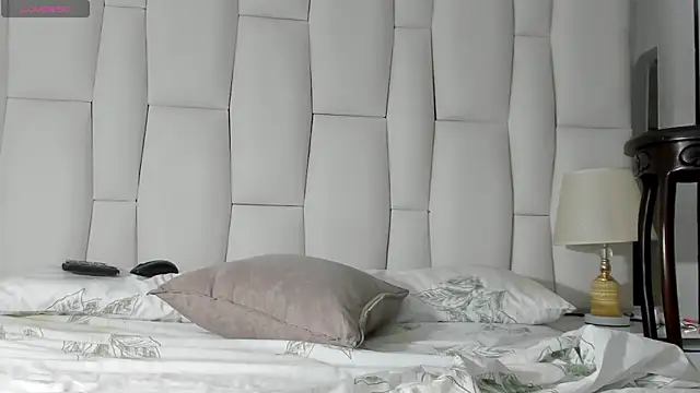 Snapshot of Regiina_Doll chatting on February 11, 2025, 7:02 am Regiina Doll online show from February 11, 2025, 7:02 am