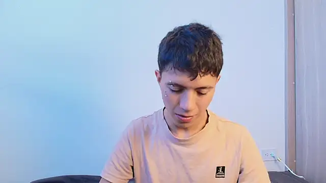 Justyn Ross online show from September 21, 2025, 7:15 pm