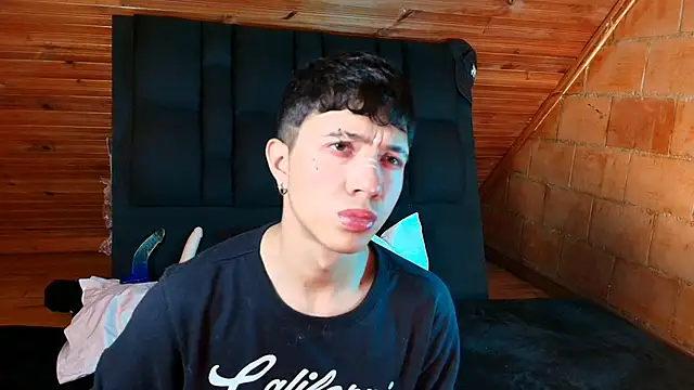 Justyn Ross online show from October 16, 2025, 5:36 pm