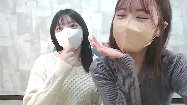 LOVE MOMO LOVE online show from January 6, 2025, 12:02 pm